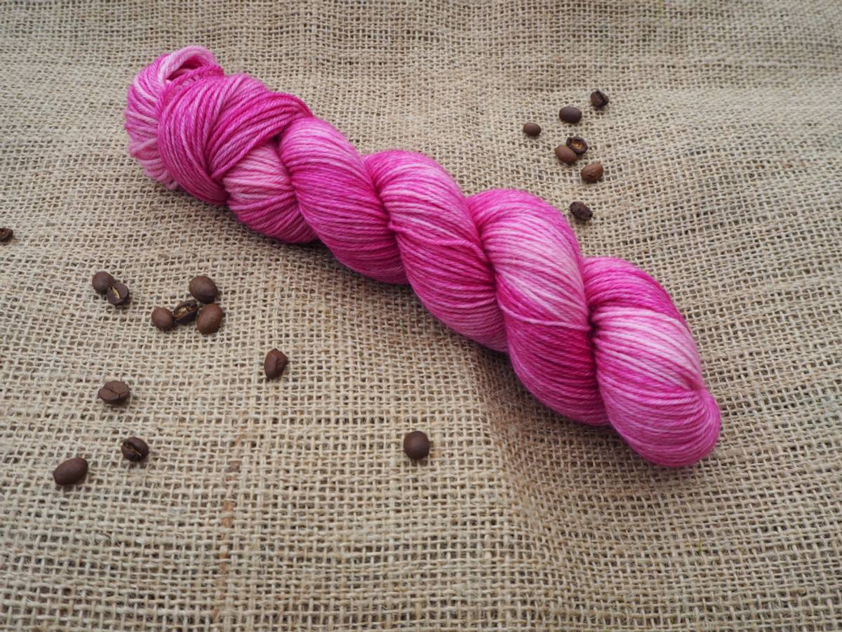 Prydeple - Garntrollets håndfargede skatter