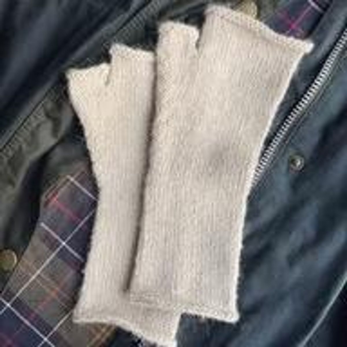 Mønster penny gloves Petiteknit