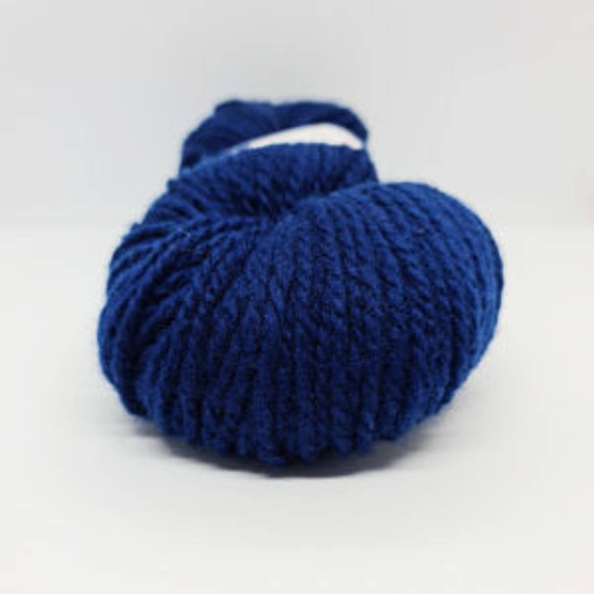 Troll 0724 Marineblå ullgarn Hillesvåg